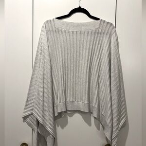 Lululemon forward flow poncho